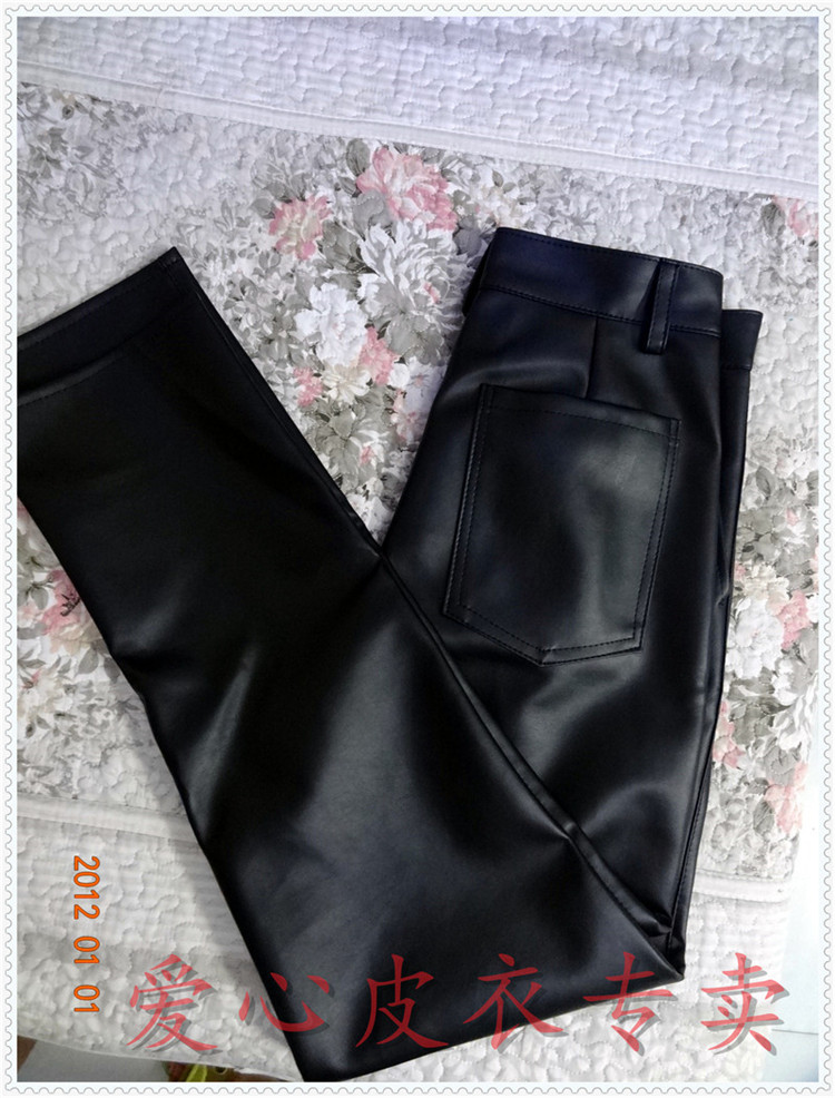 Không thấm nước và oilproof windproof yếm quần dụng cụ PU leather đầu máy tự động sửa chữa giết mổ trung niên nam giới và phụ nữ quần da bình thường