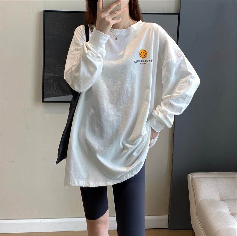 Japan SSLY round collar long sleeve T-shirt Women's loose autumn and winter style with a long version of the undershirt with a thin grin and a smile on the face