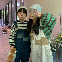 Childrens wear denim overalls 2022 autumn new baby Korean version of the suspenders Western style loose one-piece tide pants