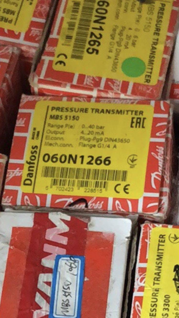 MBS5100 060N1104 Danfoss pressure sensor new spot bargaining