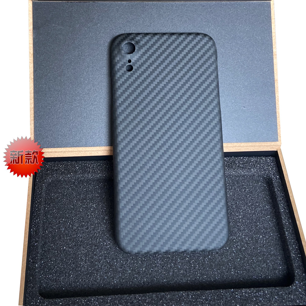 Suitable for Apple XRKevlar mobile phone protective case carbon fiber ultra-thin anti-fall protective case small hole hard shell protective case red