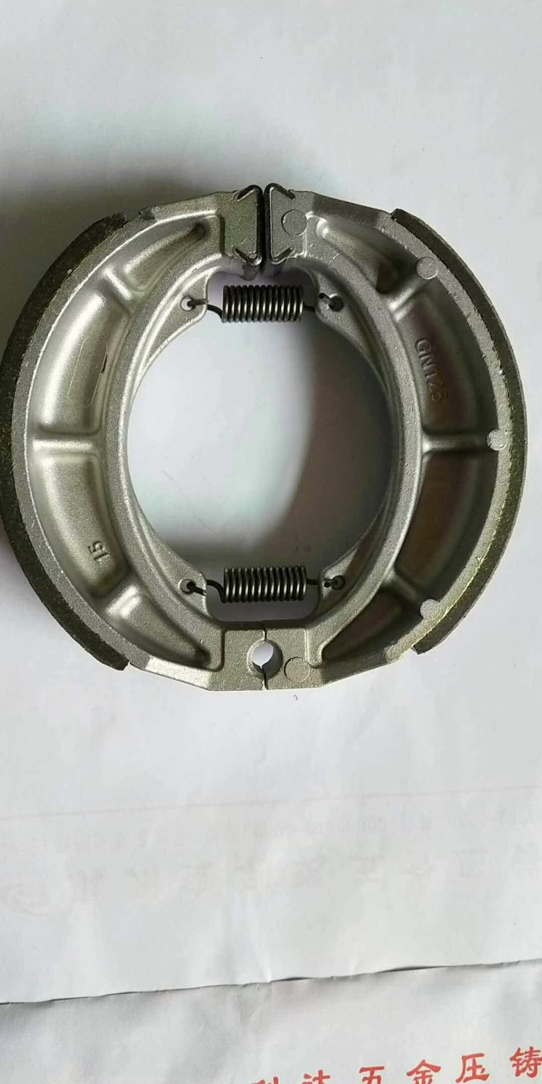 GNGS125 Suzuki Queens phanh khoan Leopard xe phanh phanh giày hỗ trợ ban đầu nhà máy - Pad phanh đĩa xe