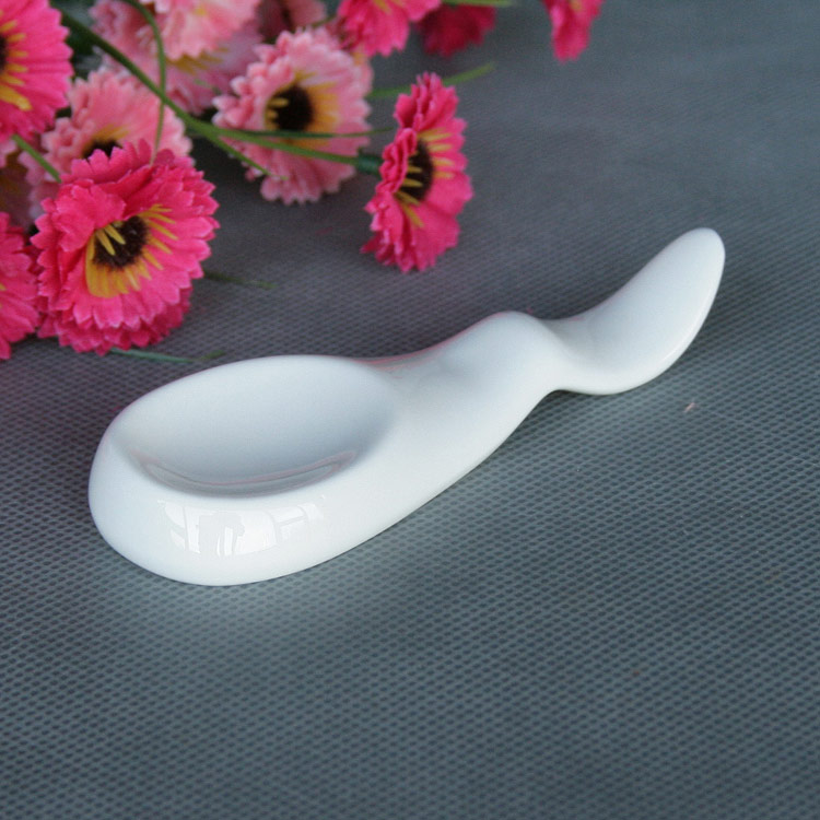 Tul-horn double chopstick rack chopsticks rack Tangshan pure white bone porcelain spoon Porcelain Ware Day Style Chopstick