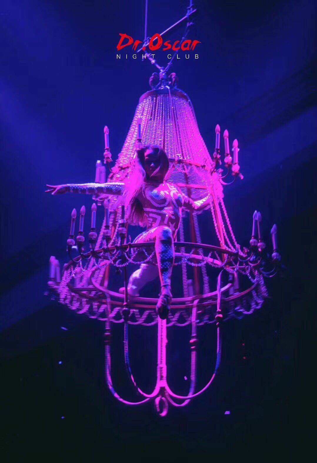 Bar dance high-altitude hanging ring Rubik's cube aerial anchor steel tube empty lamp performance bungee high-altitude Wea acrobatics props