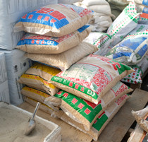 Imported from Japan deer marsh soil succulent mixed soil nutrient soil particles succulent green plant potted plant pavement planting particles