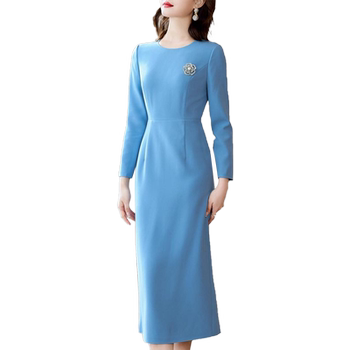 Straight one-step skirt, simple and versatile dress that looks slimming