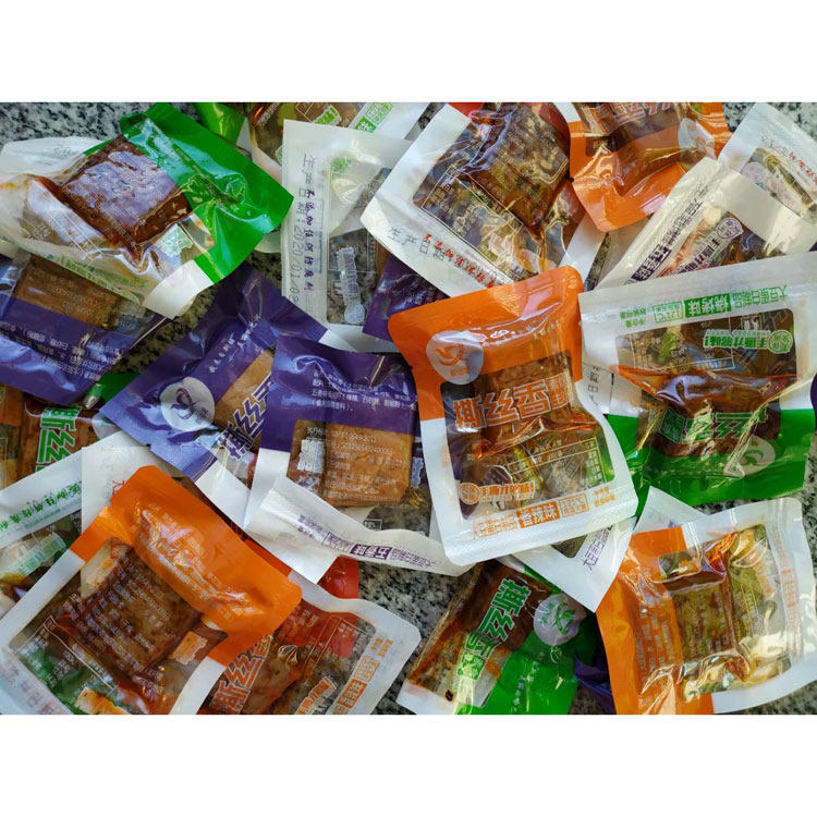 Xinjiang Teaters snack snack Snack Bean Products Hand Ripping Beans Dry 500 gr and 1 kg Black Duck Spiced Spicy Barbecue Five Scents