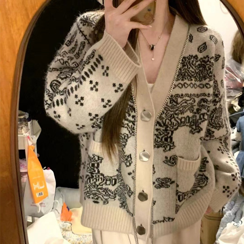 Wilderness Geneva Heavy-Duty Lazy Oversized Sweater Coat Artistic Jacquard Raccoon Wool Knitted Cardigan for Women Autumn