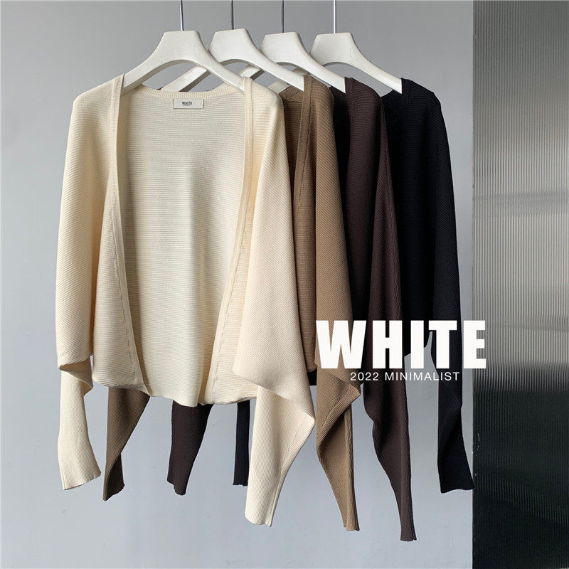 white Bat Sleeve Knitted Sweater 2022 New Han Edition with pure long - sleeved sweater coat
