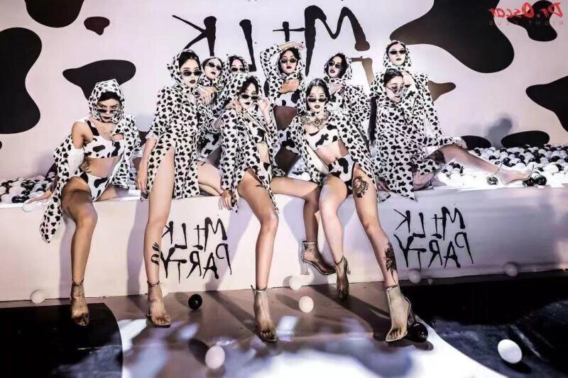 Nightfield Bar ds lead dance gogo clothing Violence Big cows Three sets of suit female song dj plays out