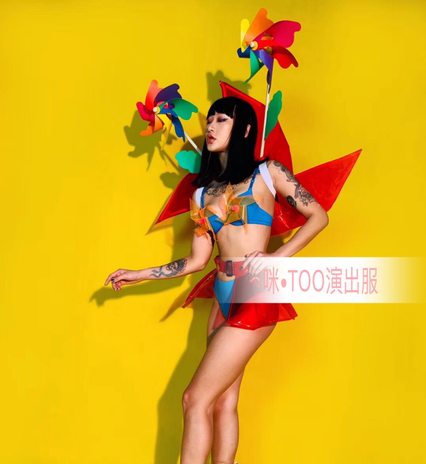 TT high-end party costumes 2019 new atmosphere nightclub bar GOGO DS DJ oversized color windmill