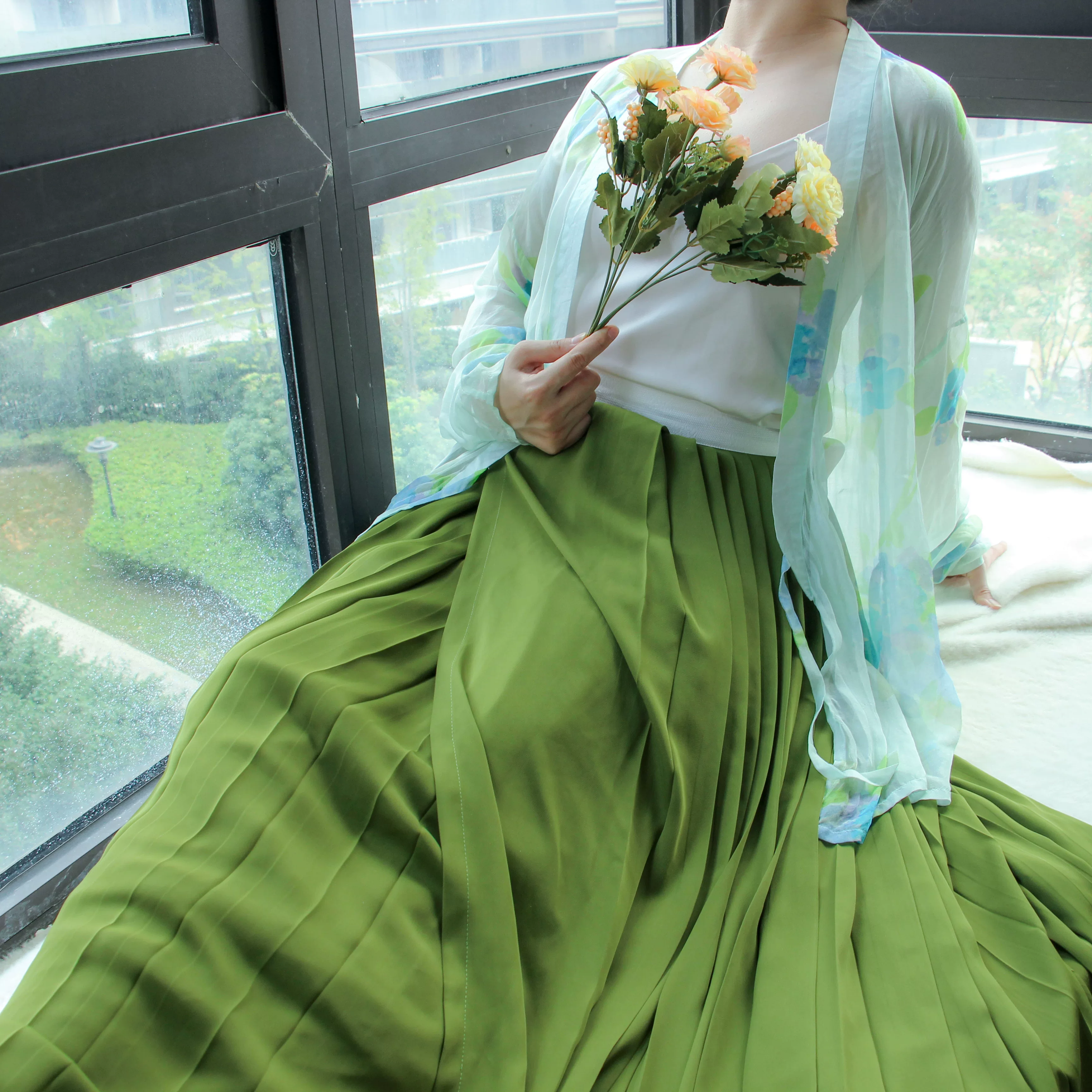 Rainbow Hanfu, winter skirt, 2020, (Physicals)