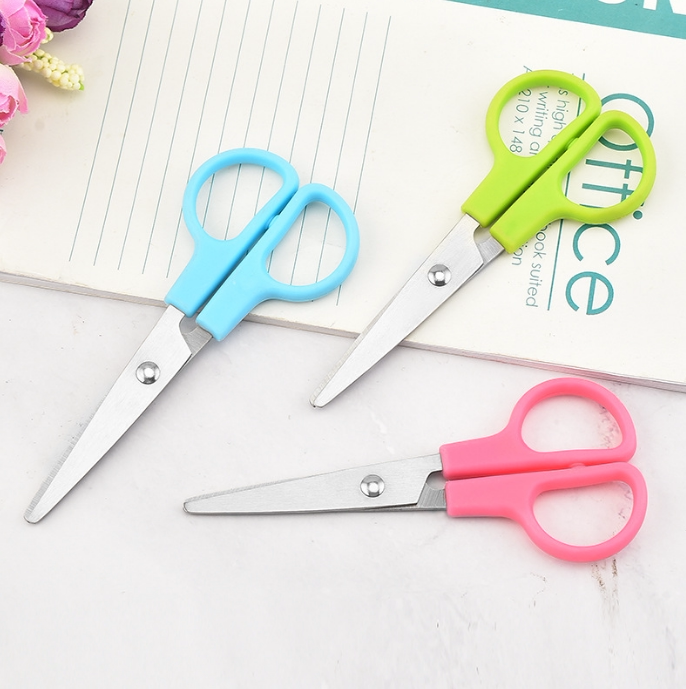 Children Handmade Plastic Safety Scissors DIY Handmade Tools Toddlers Small Clippers Nursery cut paper
