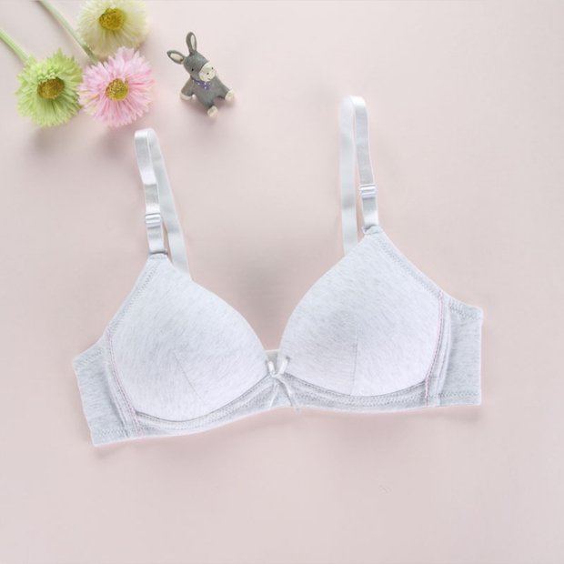 Ưu đãi đặc biệt màu thuần cô gái áo ngực thời kỳ phát triển áo ngực không có vòng thép cotton học sinh trung học đồ lót mỏng mềm xốp áo ngực đẹp