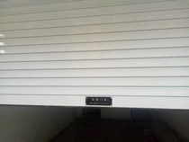 Customized electric remote controlled rolling shutter door aluminum alloy rolling shutter door European style garage rolling shutter door factory-specific wind-resistant door