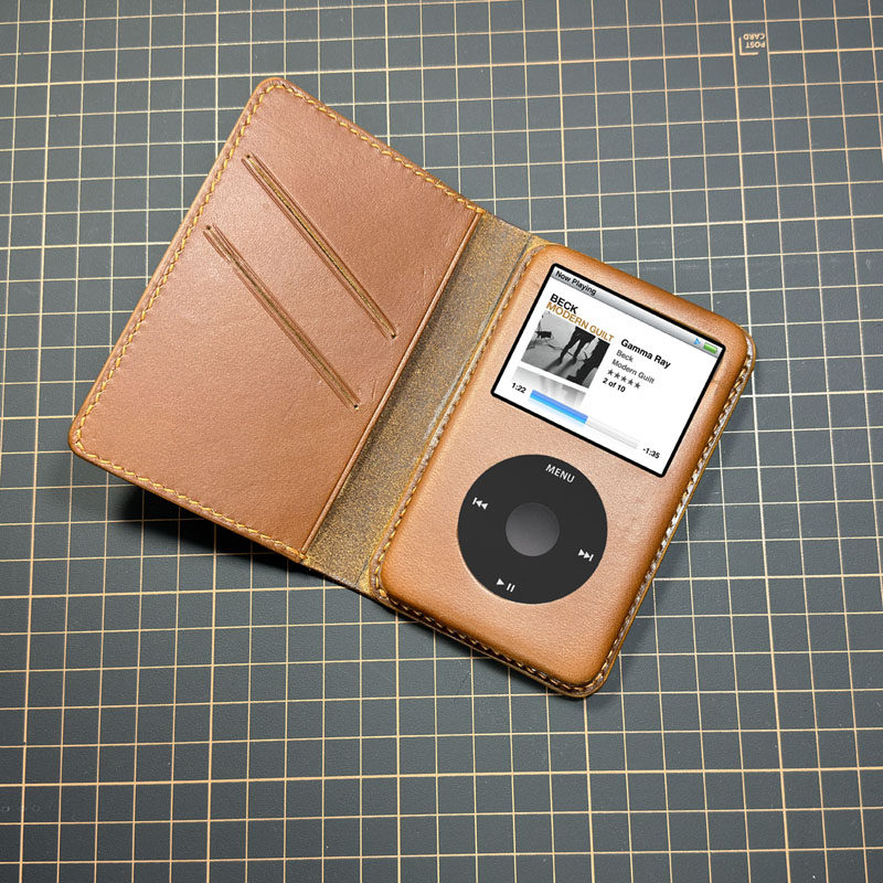 ipod classic protective case] cowhide flip cover, giving your