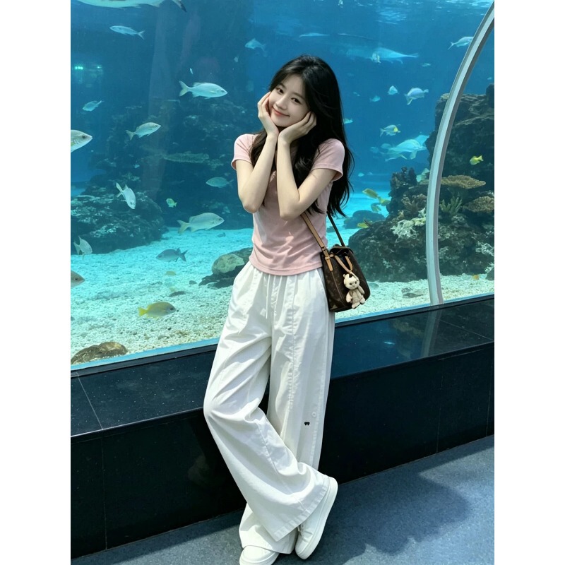 145cm Petite American-Style White Heart Embroidery Cargo Pants for Women, Summer 150cm High-Waisted Slimming Wide-Leg Sweatpants XS
