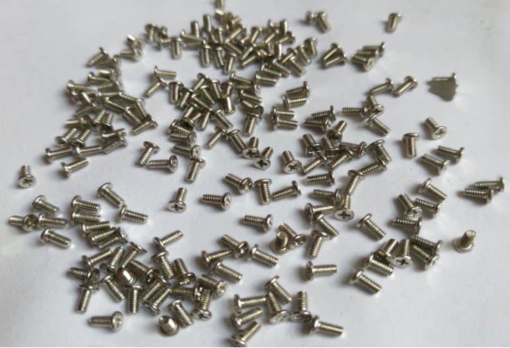 Come to the picture to sample and make a variety of material precision small screws five gold pieces punching piece lathe piece bronze mother piece