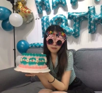 Розовые кремовые румяна, очки, популярно в интернете