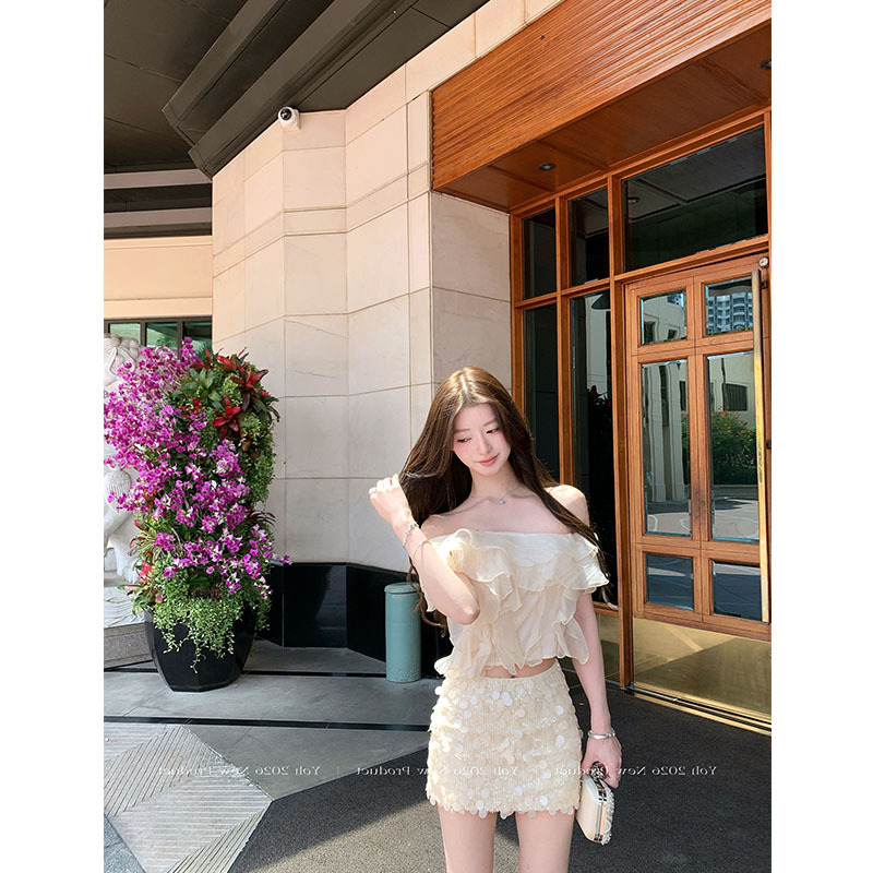 Apricot Ruffled Chiffon Top for Women, Summer French Sweet Style, Petite Fairy-Like Off-Shoulder Short-Sleeved Top with a Chanel-Inspired Vibe