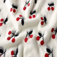 Бархатная вишневая ткань