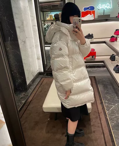 Moncler/Mengkou Gaou в длинном чистом цвете Яркое лицо, соединяющее женскую штифт с капюшоном, пиджак знает, что покупка воздуха