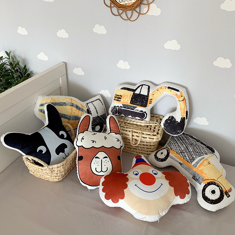 Detachable and washable excavator toy pillow engineering car alpaca method bucket short plush pillow children's baby bedside accessories