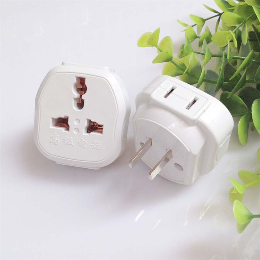 Converter one - two three plugs two plugs two plugs two plugs two - plugs 2000W one - three sockets are inserted