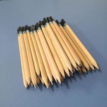 Stock Sketch Pen Various Models Mixed Log Triangle Hexagon Pencil 100 Defective Products Clearance Treatment