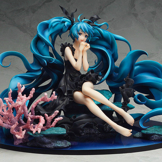 初音未来娃娃动漫周边人偶模型摆件二次元美女生日礼物公仔手办