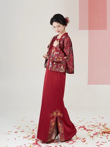 喜至庆来织造司原创新中式改良妆花方领对襟衫直筒半身裙订婚礼服