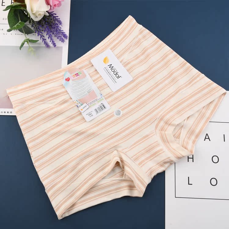 Đầy đủ 4 mảnh lụa cô gái đồ lót sọc cao eo lớn không có dấu vết tam giác nữ quần lót nữ cho người cao tuổi