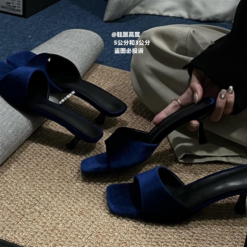 Miss Wu's Klein Blue Velvet Square-Toe Stiletto Sandals with a Single Strap, High-End Luxury Date-Style High Heels Miss Wu's Klein Blue Velvet Square-Toe Stiletto Sandals with a Single Strap, High-End Luxury Date-Style High Heels