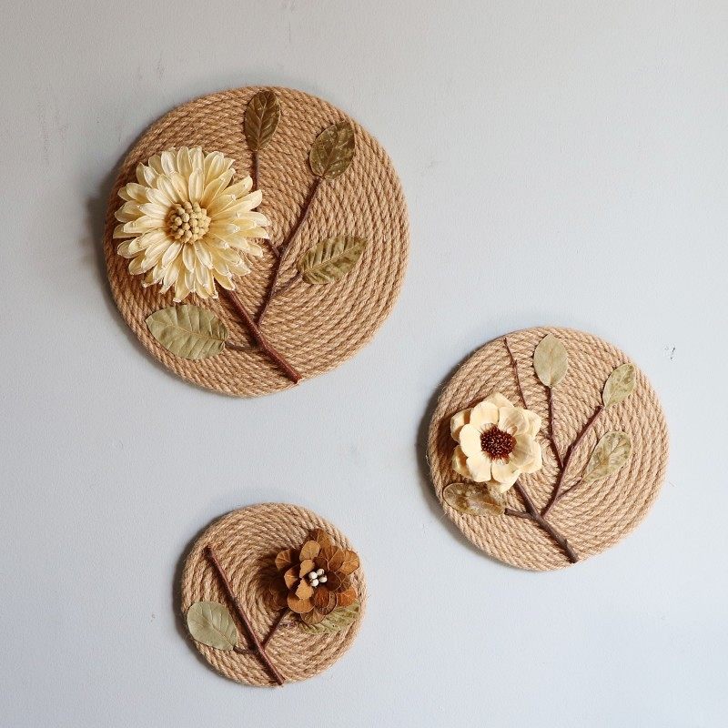 Help! this hemp rope flower tray, overflowing with dried flowers ...