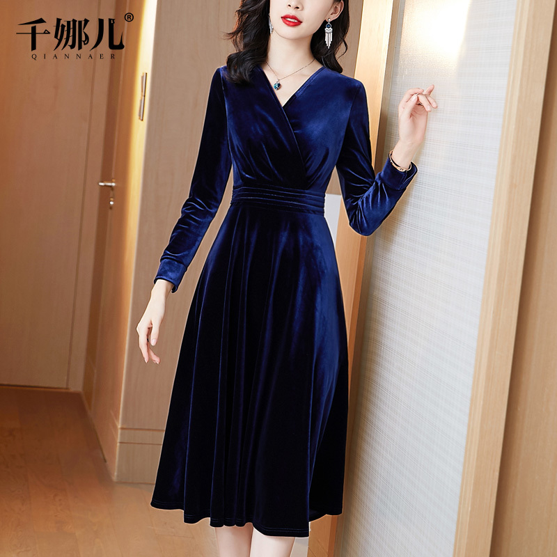 2026 New Blue Velvet Dress for Women, Spring Outfit, V-Neck, Long Sleeves, Waist-Cinching, A-Line, Slimming, Elegant Evening Gown