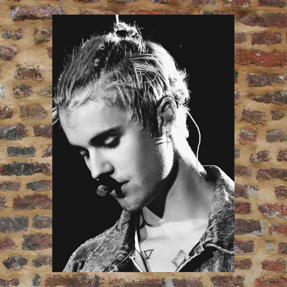 Justin Bieber posters customized GL128 for 506 units full of 8 copies around Justin Bieber