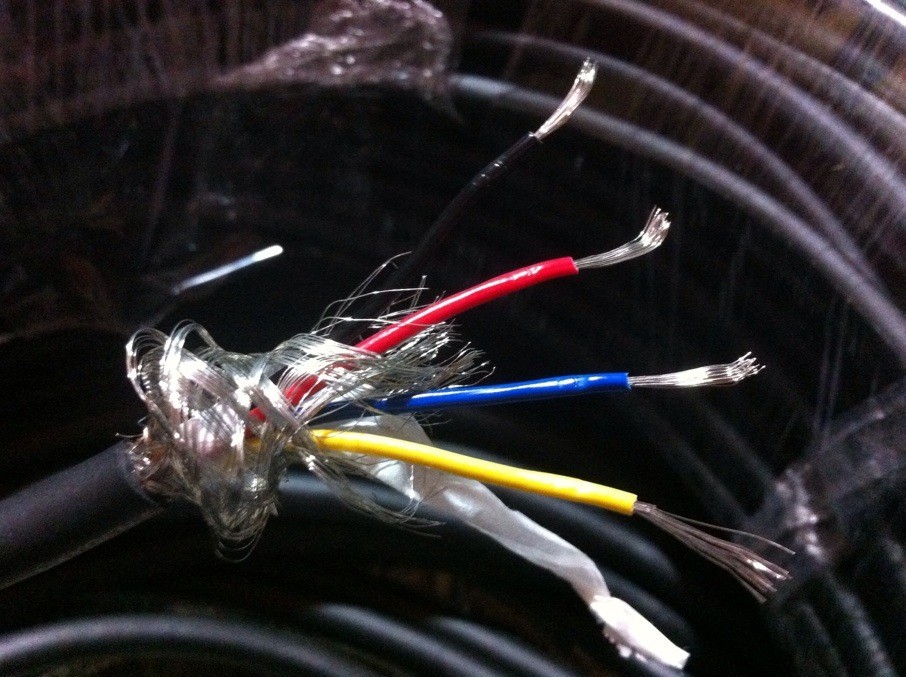4-core shielding wire 0-75 square rvvsp signal Line of control soft abrasion resistant tinned copper mesh