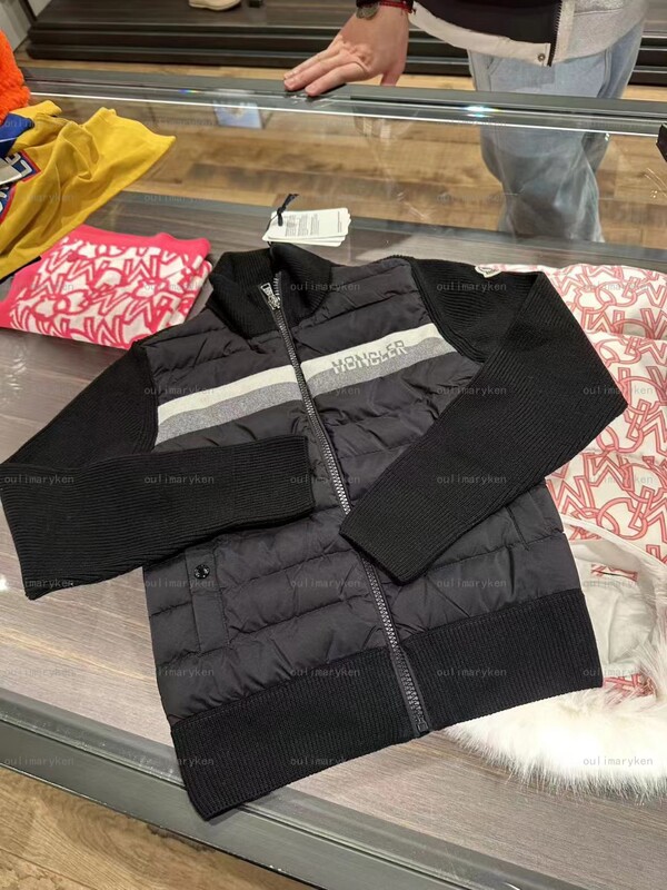 Italian Outlet Moncler Boys' 100% Wool Knit Patchwork down Jacket Black 6A Years Old