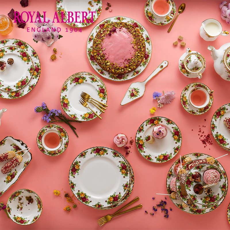 Royal Albert Royal Albert Old Town Rose Series Dinnerware Set Dinner Plates and Bowls 12-Piece Set Royal Albert Royal Albert Old Town Rose Series Dinnerware Set Dinner Plates and Bowls 12-Piece Set