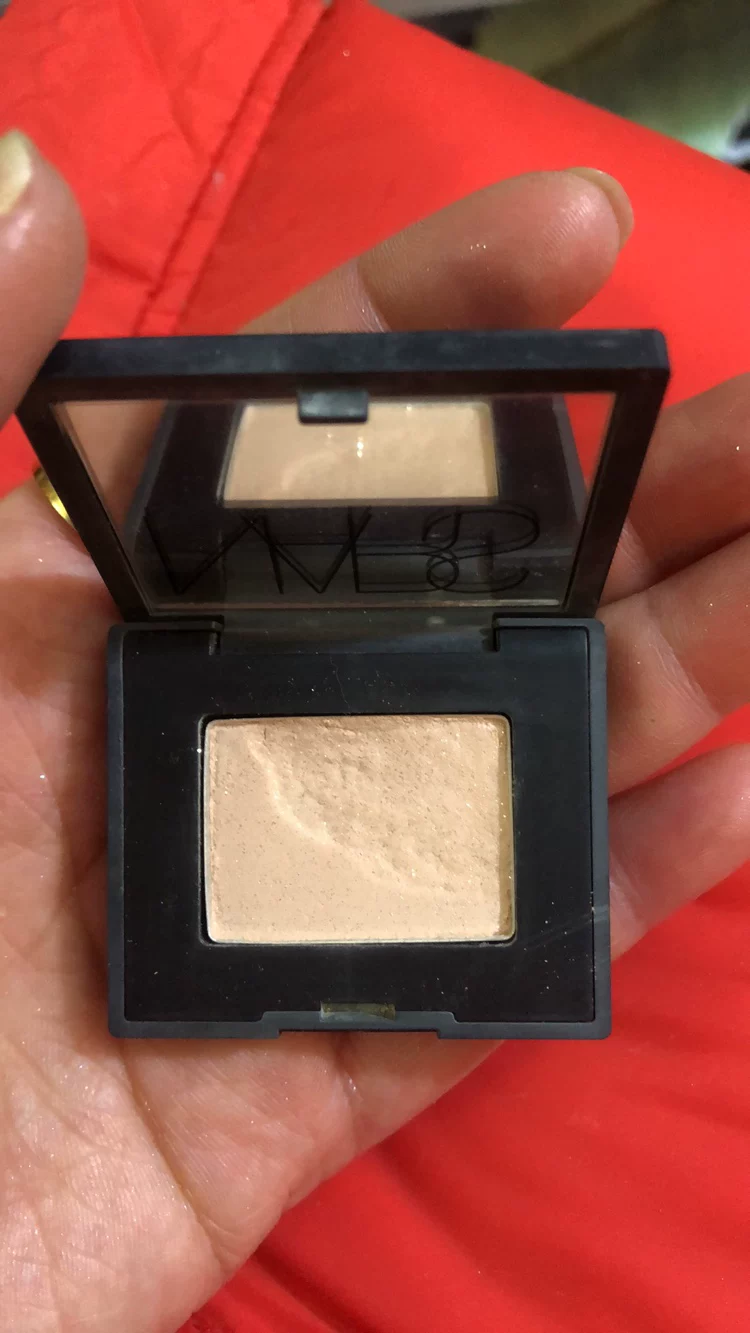 Палитра теней для век NARS однотонная Pattaya Pattaya блестящая цвет Melrose русалка ночь звезда