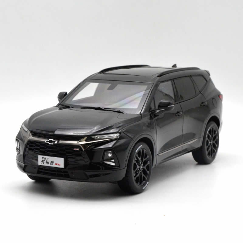 Original 1:18 Chevrolet Trailblazer Rs Off-Road Vehicle Suv Alloy Car Model