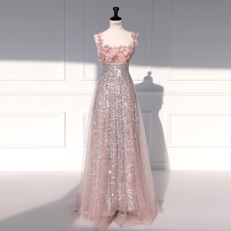 Fuchsia evening dress, advanced nail sequins for elementary school students for bride, lifting effect, light luxury style, high-quality style Fuchsia evening dress, advanced nail sequins for elementary school students for bride, lifting effect, light luxury style, high-quality style