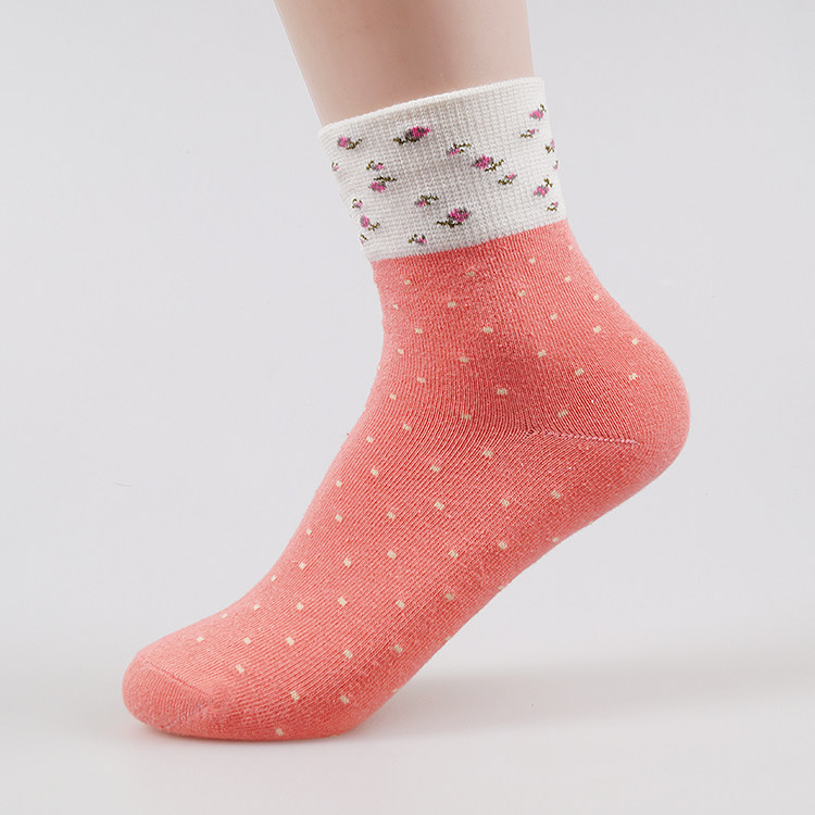 Autumn Winter Pure Cotton All-cotton Lady Socks Losing to the Clear