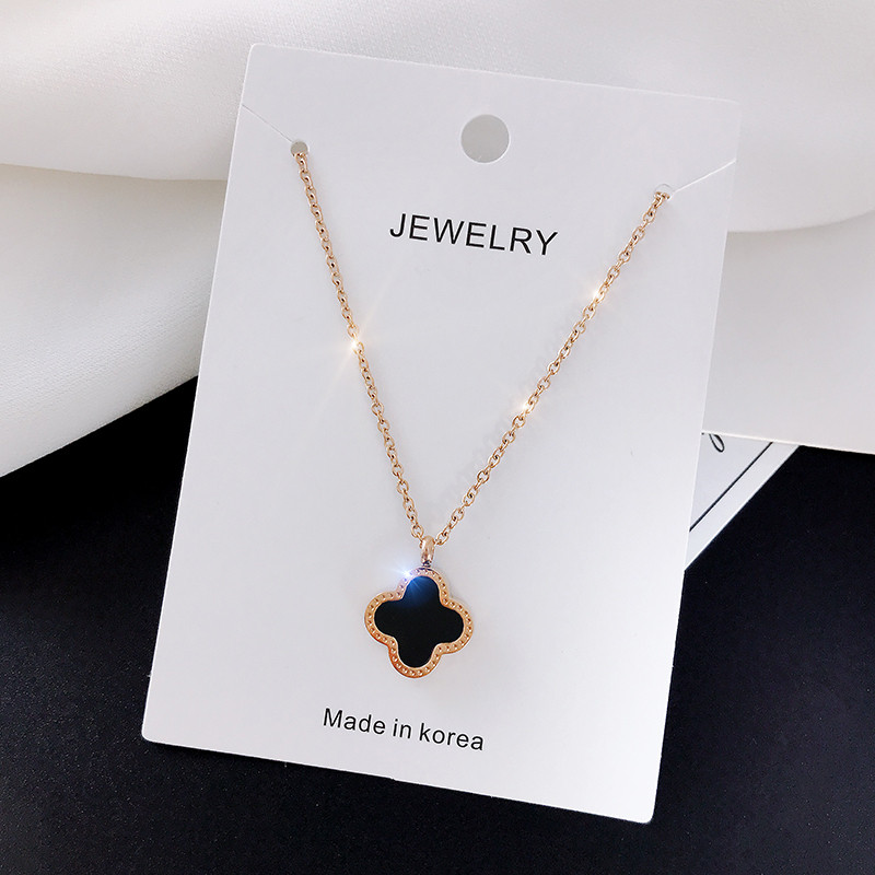 Korea 18K rose gold color gold black four-leaf clover necklace women's simple clavicle chain titanium steel decorative accessories pendant