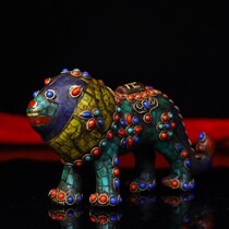 Tibet collection of old copper tires pure handmade pinch of lions and lions inlaid with precious stones jewel lions