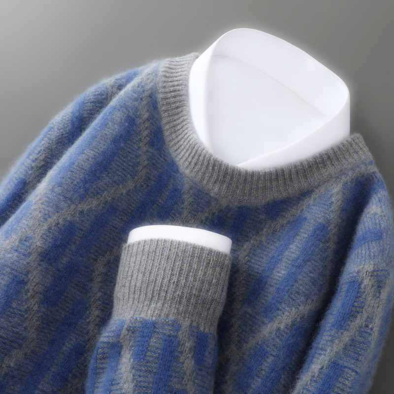 2026 New Pure Wool Sweater for Young Men, Color-Blocked Round Neck Thickened Sweater, Autumn and Winter Loose Cashmere Base Knitwear 2026 New Pure Wool Sweater for Young Men, Color-Blocked Round Neck Thickened Sweater, Autumn and Winter Loose Cashmere Base Knitwear