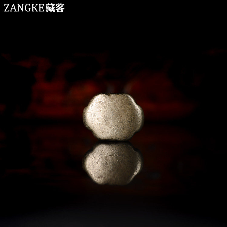 D14 (Tibetan guest)Heavy alloy silver old head Old dharma instrument Lotus back cloud Old counter Old Buddha beads