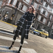 Áo khoác len nữ Li Yijun 2018 kiểu mới kẻ sọc thời trang áo khoác dài phần cao đến đầu gối ve áo