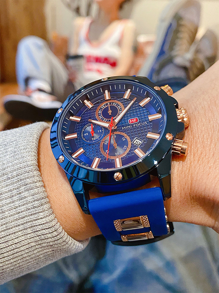 Multifunctional Sports Quartz Watch For Men With Glow In Dark Dial_voghion.com