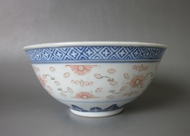 Antique blue and white exquisite bowl with golden dragon and longevity pattern